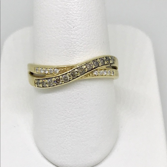 Jewelry - .30 ctw chocolate & white diamonds in 14 kt YG